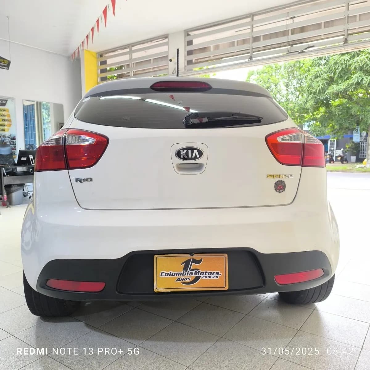 Kia Rio Spice Ub Ex 1.4 2014 Blanco