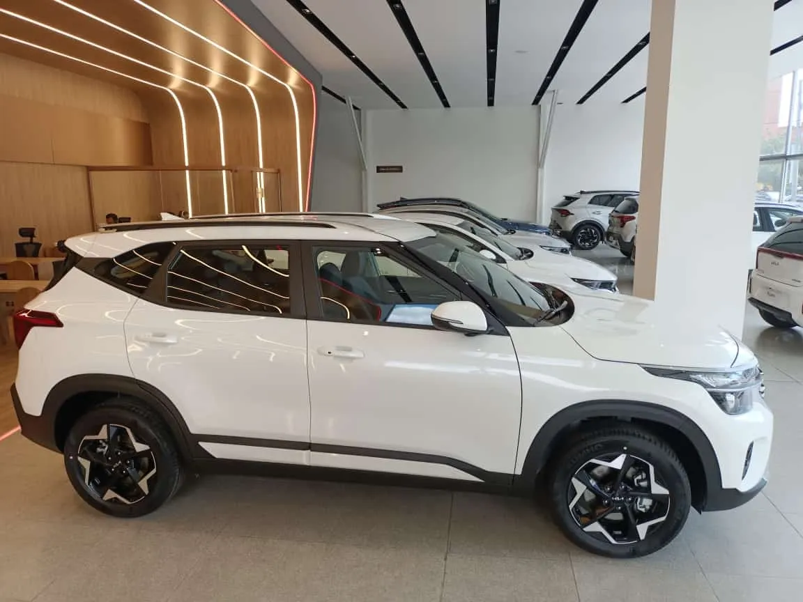 Kia Seltos Vibrant 2026 Blanco Bogotá