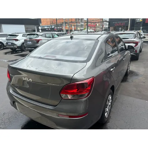 Kia Soluto 2026 Rojo Bogotá