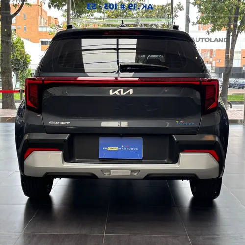 Kia Sonet 2025 Gris Bogotá