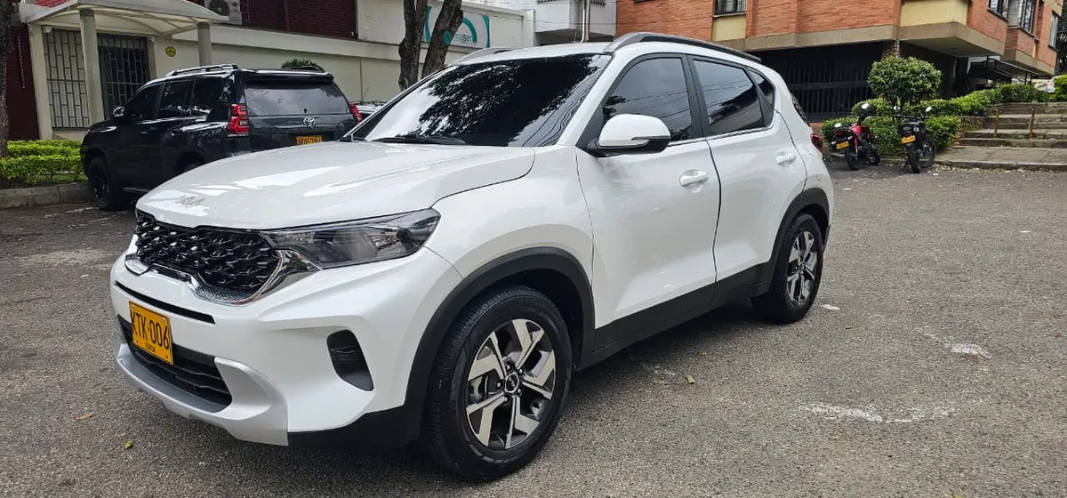 Kia Sonet 2023 Blanco Bucaramanga