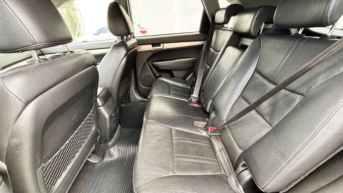 Kia Sorento EX 3.5 Automática 2012 Gris10