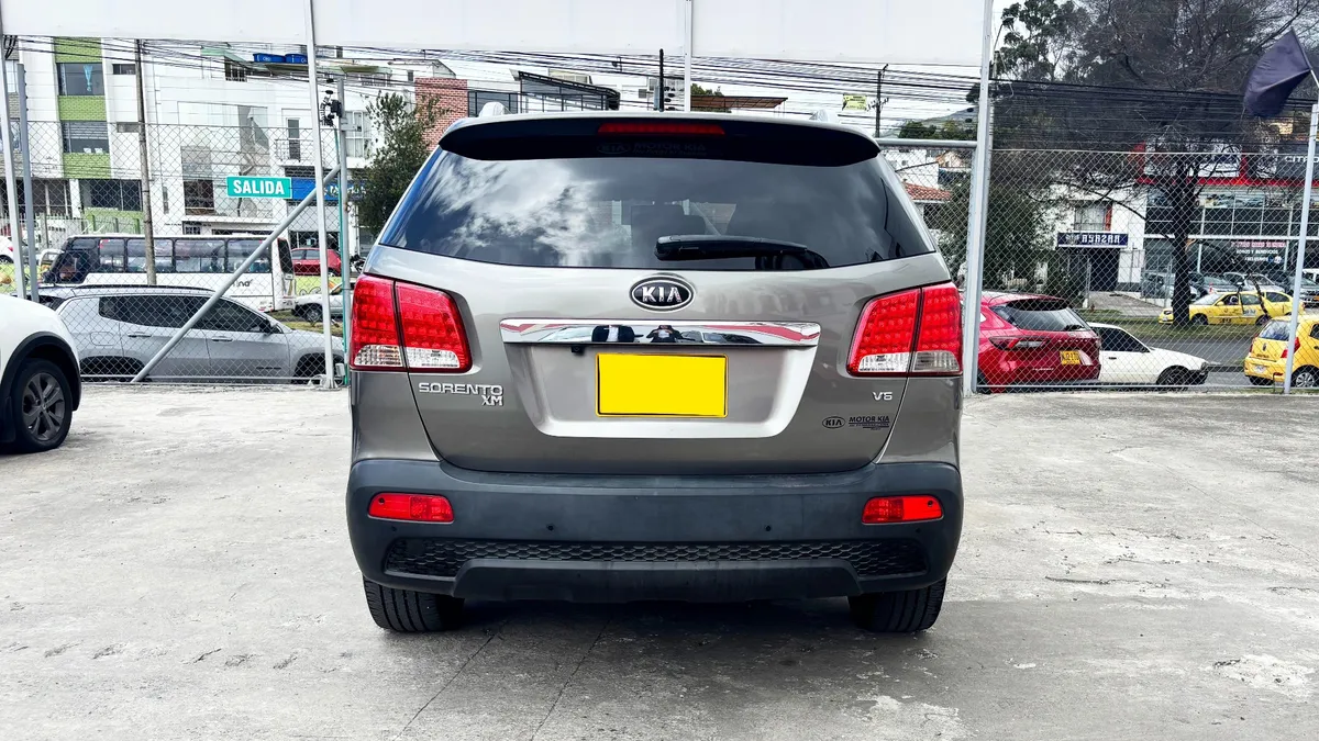 Kia Sorento EX 3.5 Automática 2012 Gris5