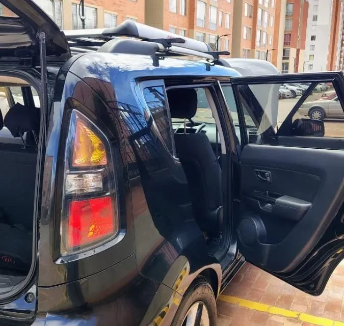 Kia Soul Automático 1.6 – 2011 Negro8