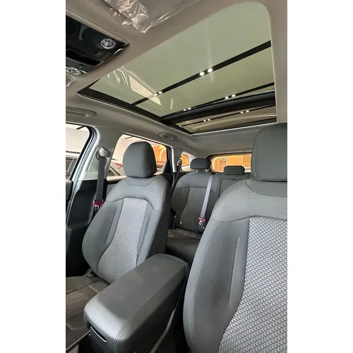 Kia Sportage Vibrant 2026 Gris Bogotá