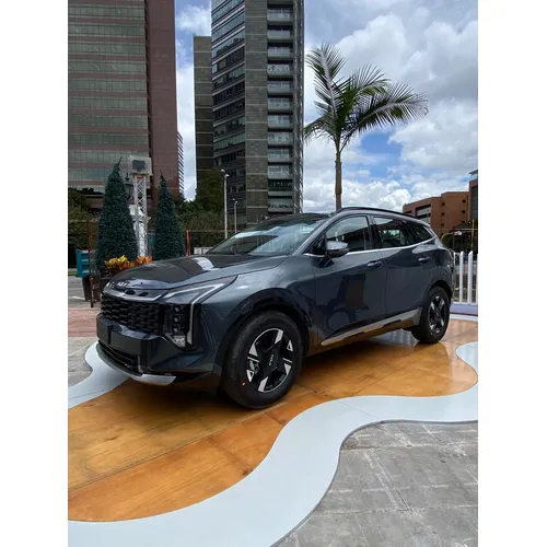Kia Sportage Vibrant 2026 Gris Bogotá