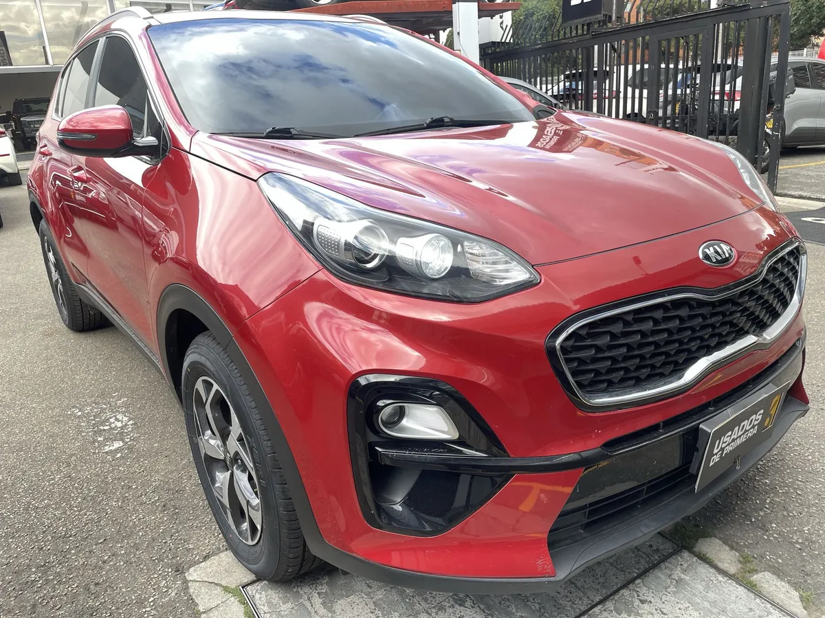 Kia Sportage Desire 2021 Rojo Bogotá