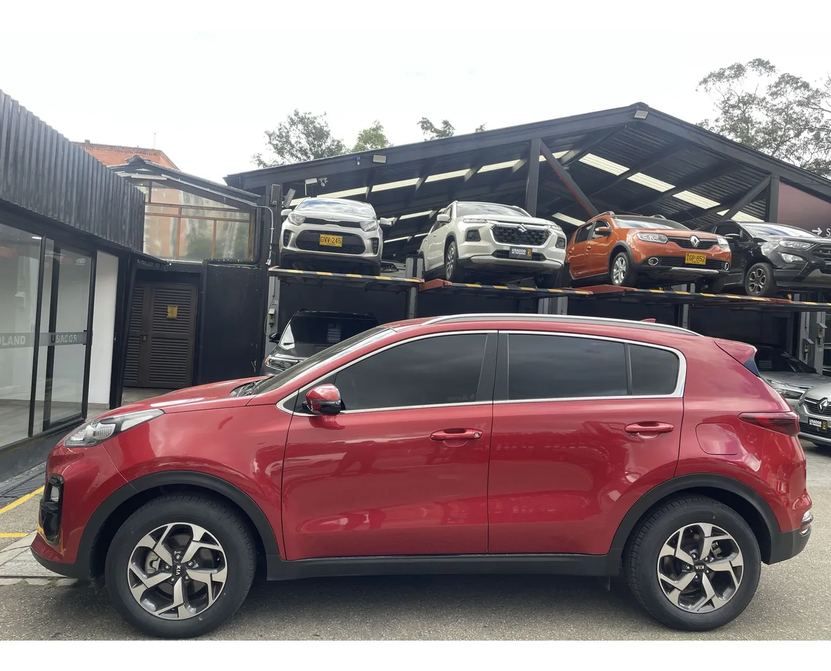 Kia Sportage Desire 2021 Rojo Bogotá