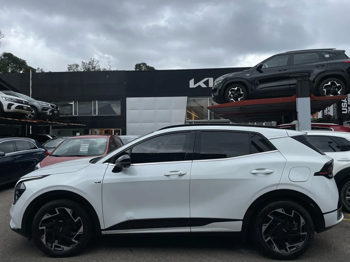 Kia Sportage GT Line 2024 Blanco Bogotá