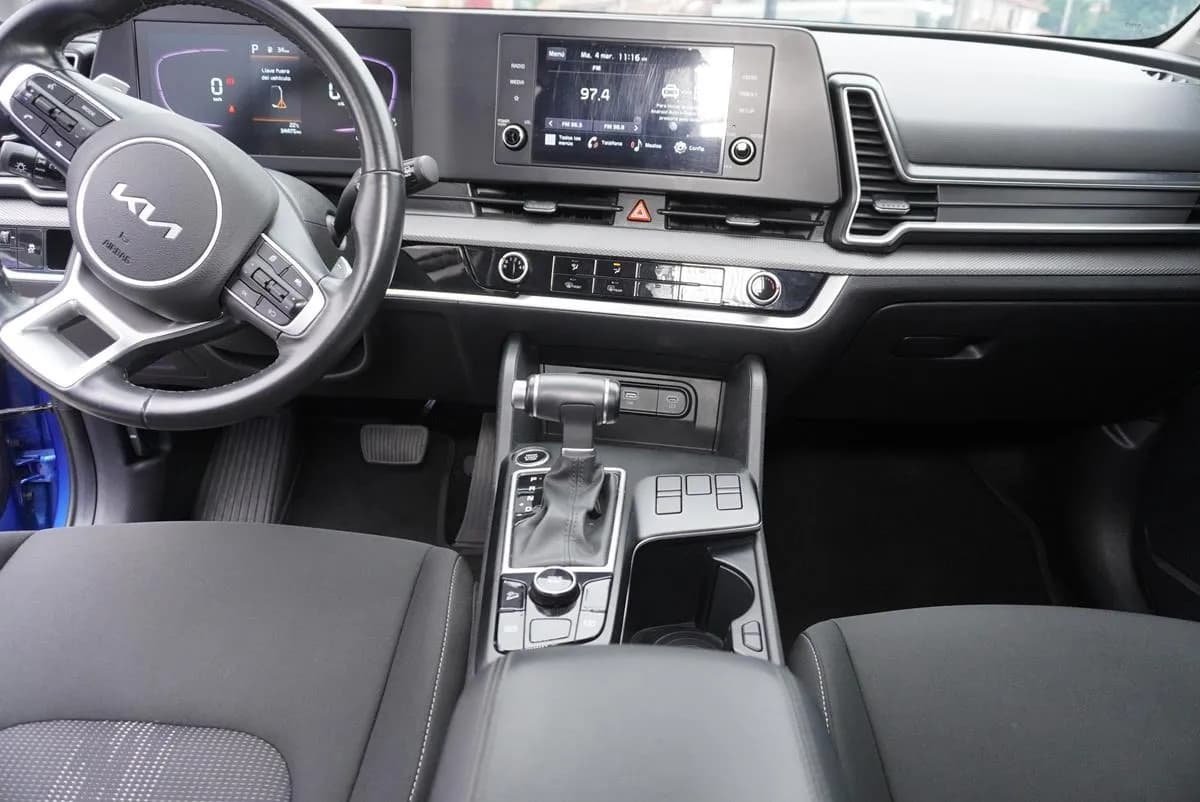 Kia Sportage 2.0 Vibrant At 4X2 Azul 2024