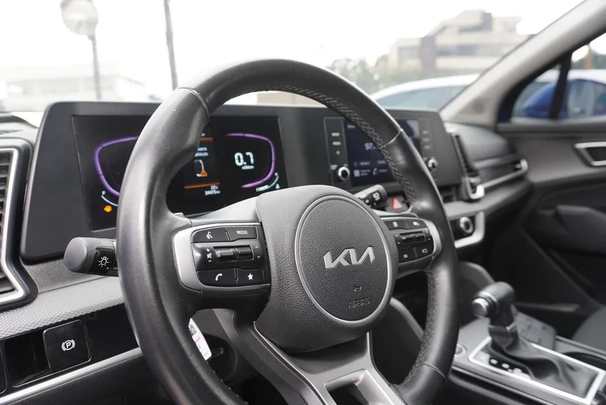 Kia Sportage 2.0 Vibrant At 4X2 Azul 2024