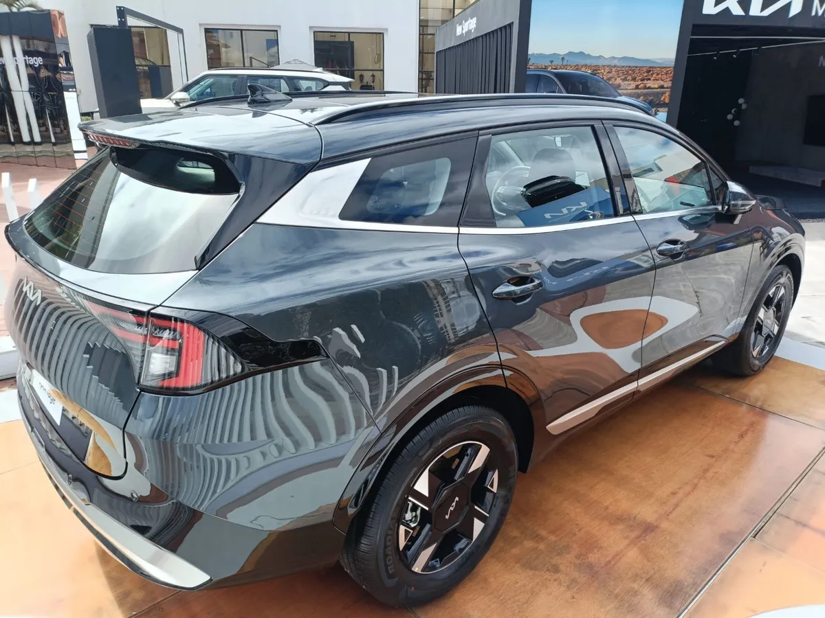Kia Sportage Vibrant 2026 Gris Bogotá