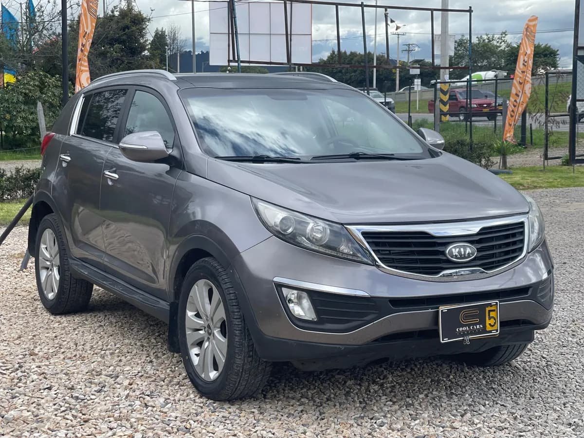 Kia Sportage Revolution 2.4 2013 Gris