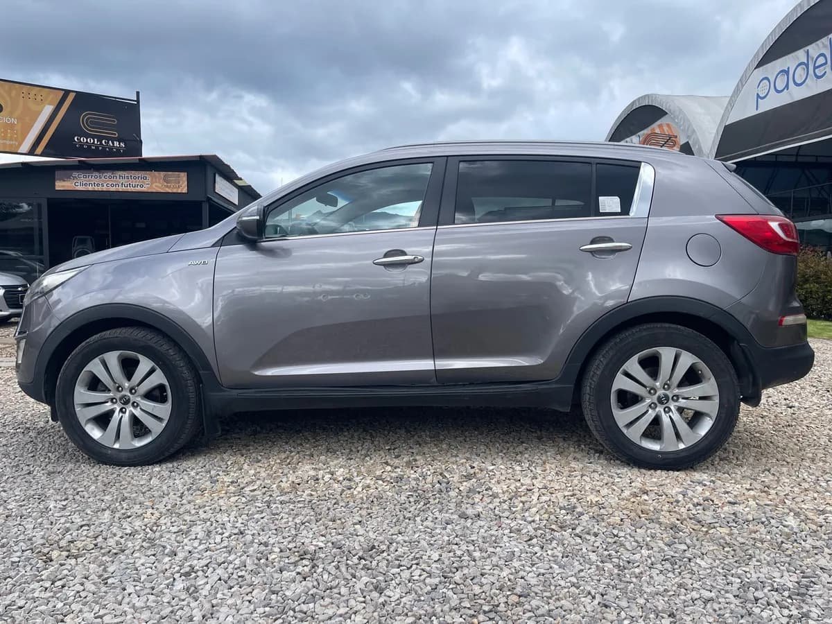 Kia Sportage Revolution 2.4 2013 Gris