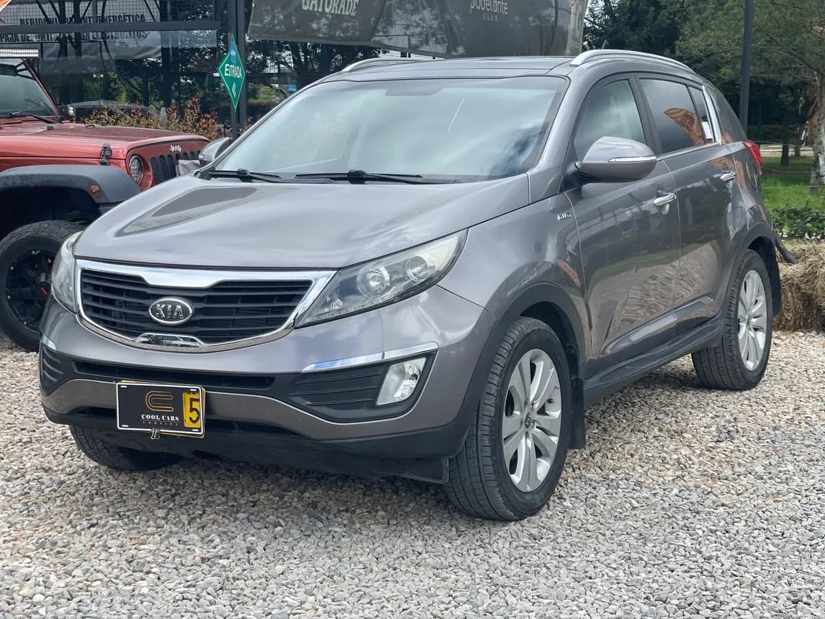 Kia Sportage Revolution 2.4 2013 Gris