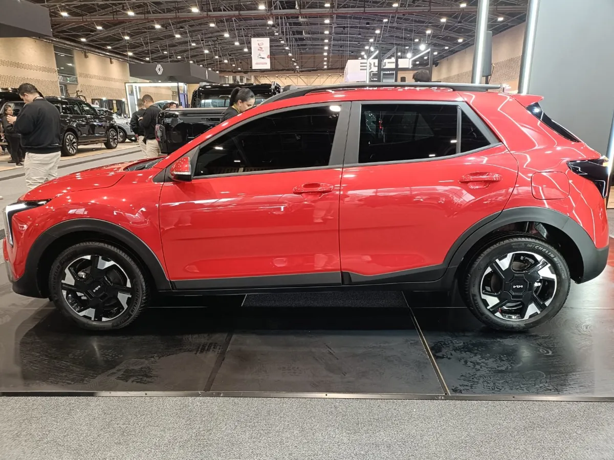 Kia Stonic 2026 Rojo Bogotá