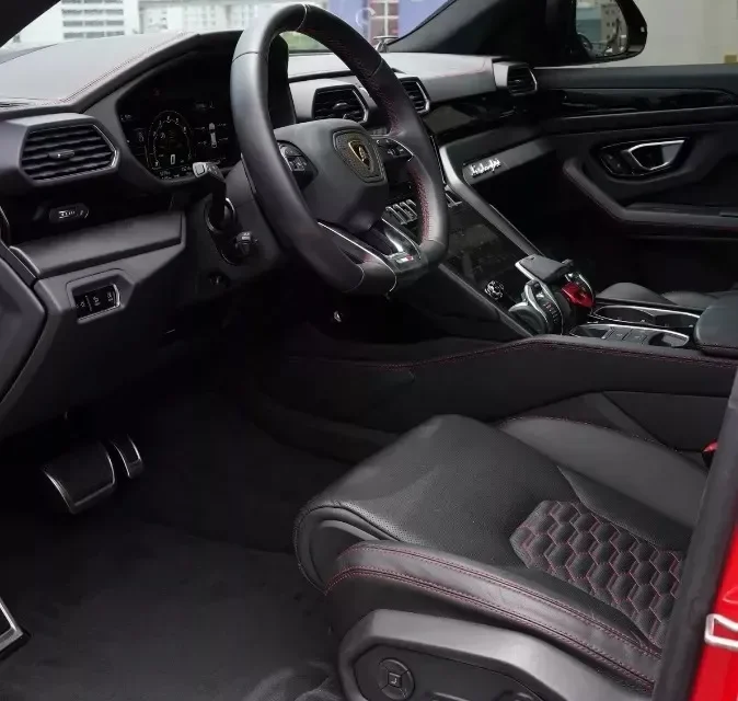 Lamborghini Urus 2024 Rojo10