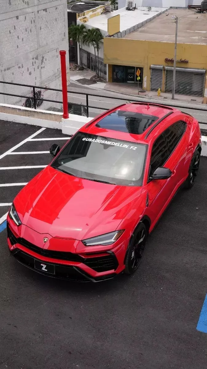 Lamborghini Urus 2024 Rojo Medellín