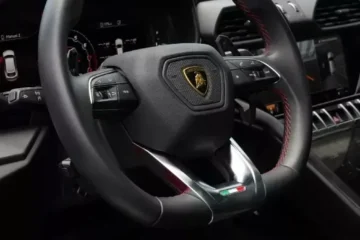 Lamborghini Urus 2024 Rojo8