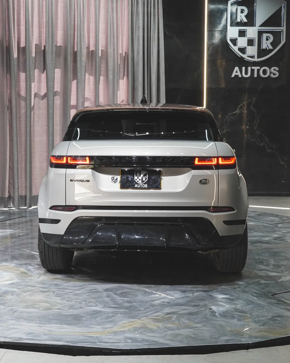 Land Rover Range Rover 2023 Plateado Medellín