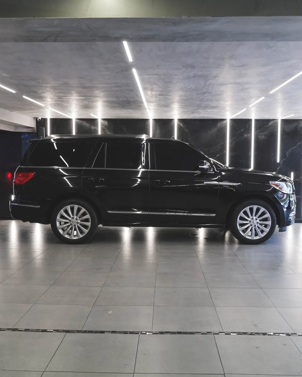 Lincoln Navigator 2020 Negro Medellín