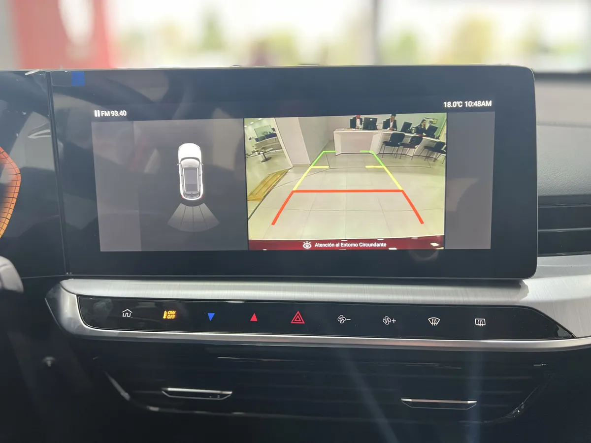 MG One 2025 Rojo Bogotá