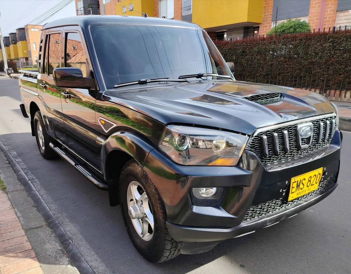 Mahindra Pik-Up 2018 Negro Bogotá