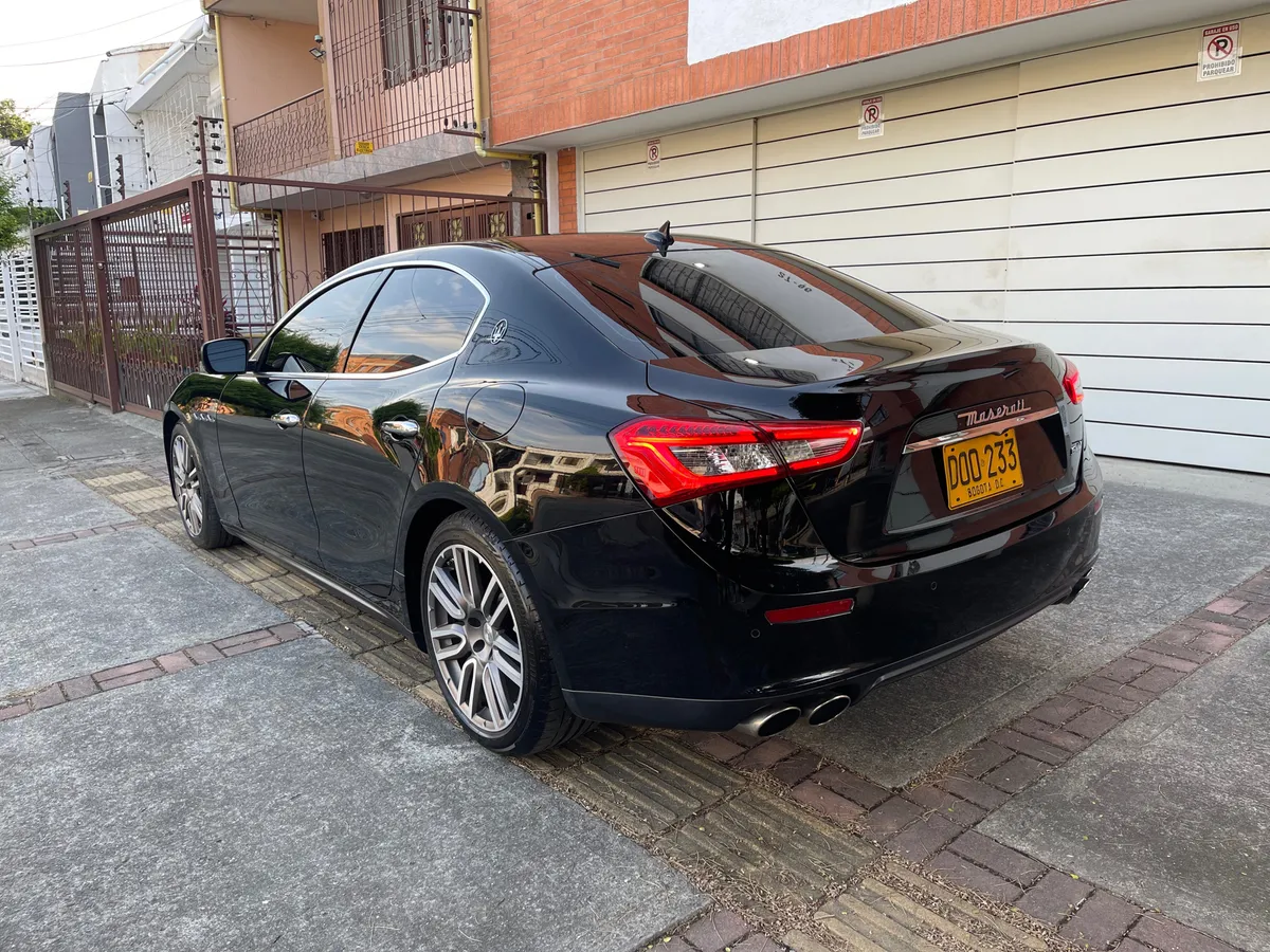Maserati Ghibli 2016 Negro Cali