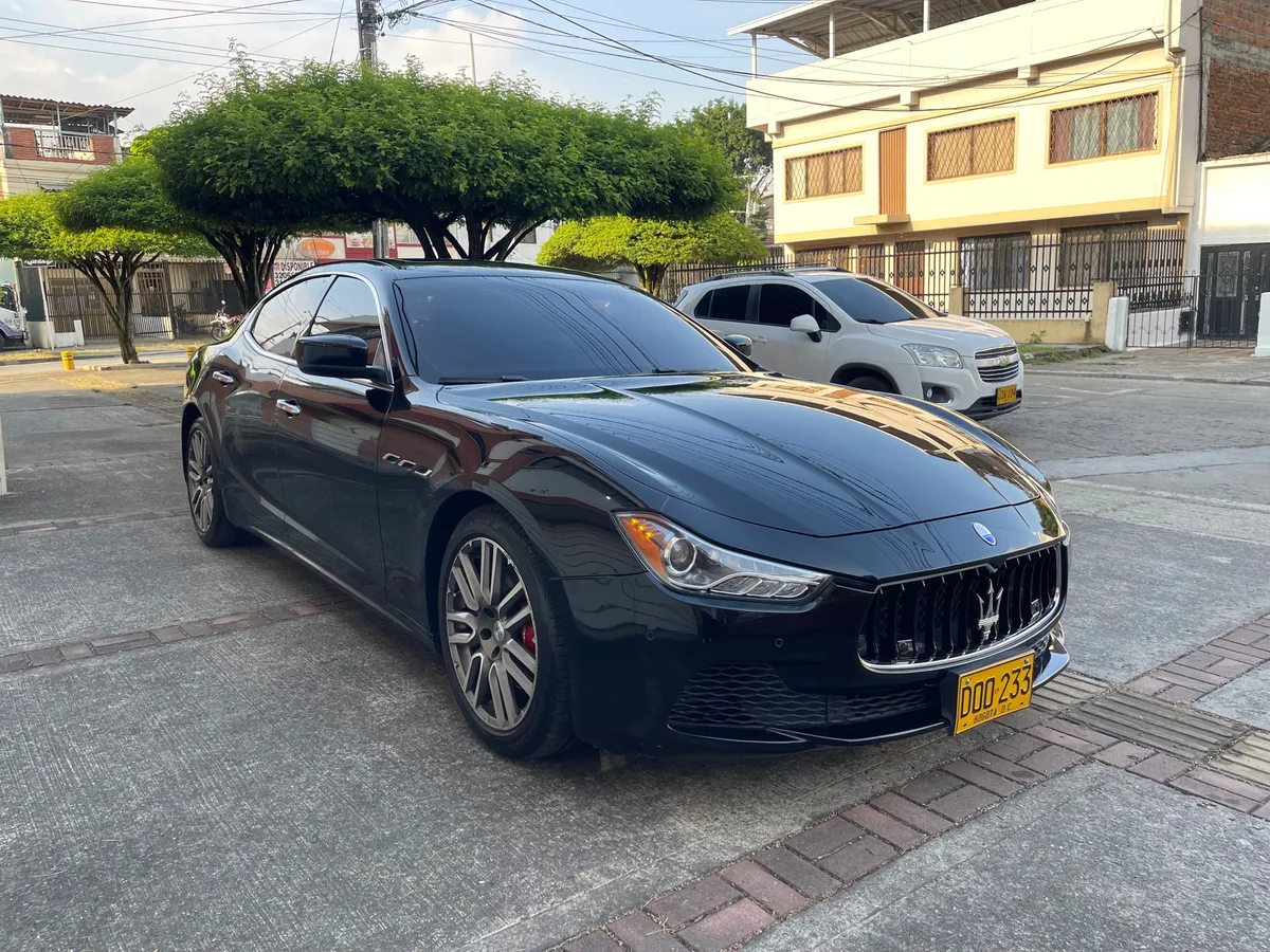 Maserati Ghibli 2016 Negro Cali