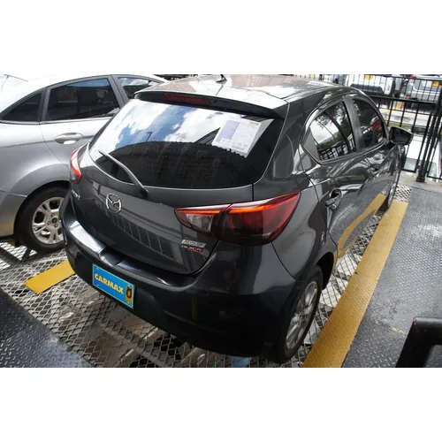 Mazda 2 2017 Gris Bogotá