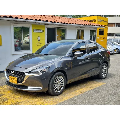 Mazda 2 2023 Gris Medellín