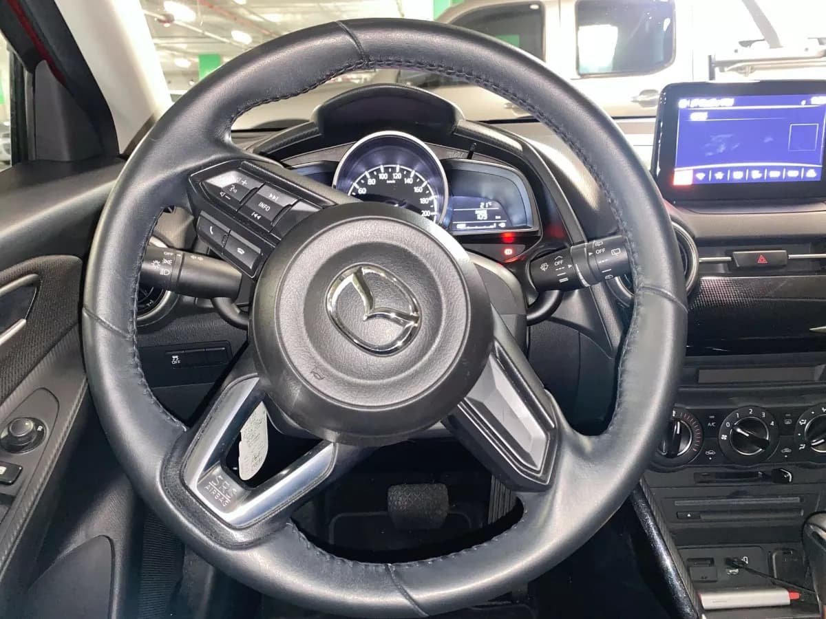 Mazda 2 1.5 Grand Touring Rojo 2021