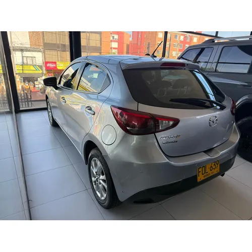 Mazda 2 2019 Plateado Bogotá