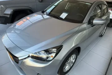 Mazda 2 2 Touring Sport 1.5 Mecanico