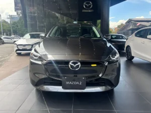 Mazda 2 2026 Gris Medellín
