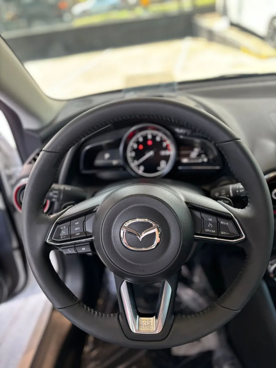Mazda 2 GT Lx Carbon 2025 Blanco