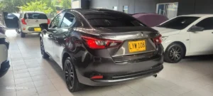 Mazda 2 2024 Gris Cali