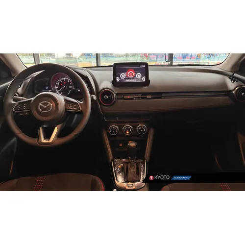 Mazda 2 2025 Rojo Bogotá