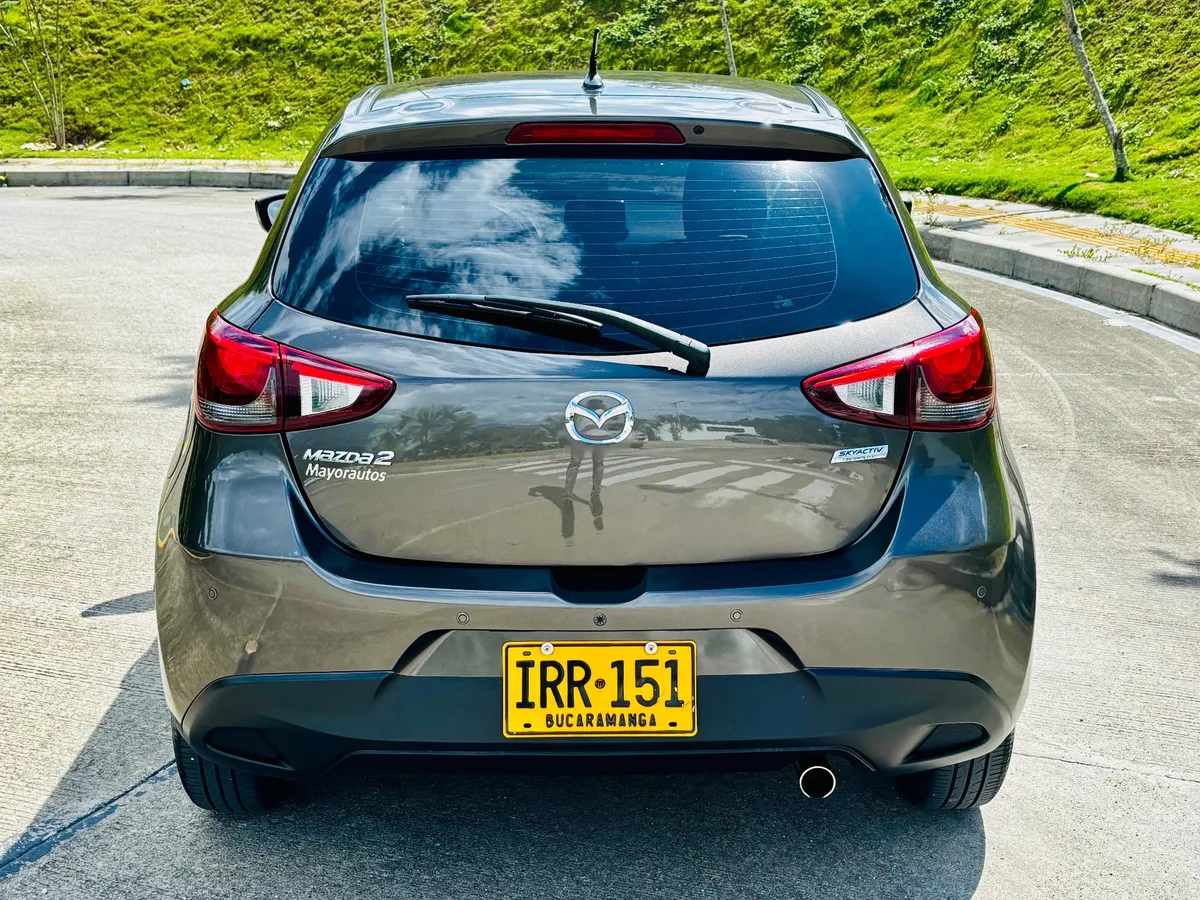 Mazda 2 2017 Gris Floridablanca