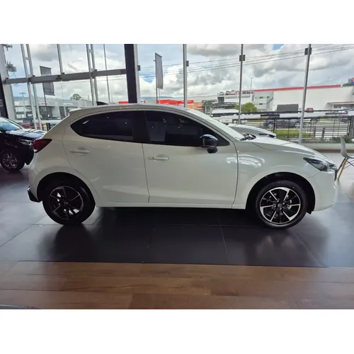 Mazda 2 2026 Blanco Bogotá