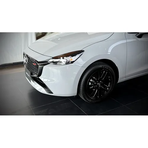 Mazda 2 2027 Gris Bogotá
