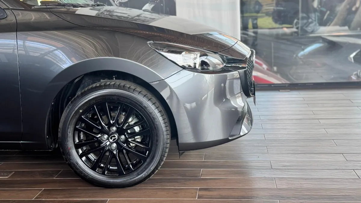 Mazda 2 Sedan 1.5 Grand Touring At 2025 Gris