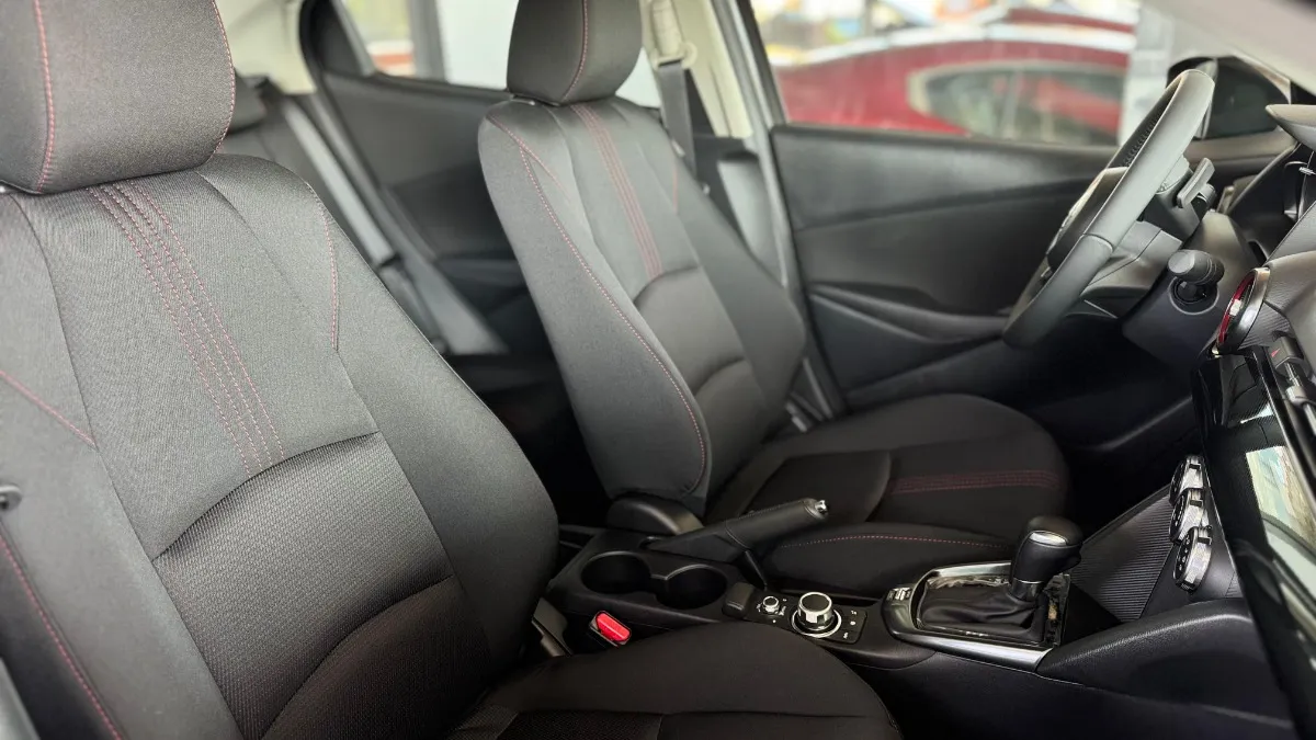 Mazda 2 Sedan 1.5 Grand Touring At 2025 Gris