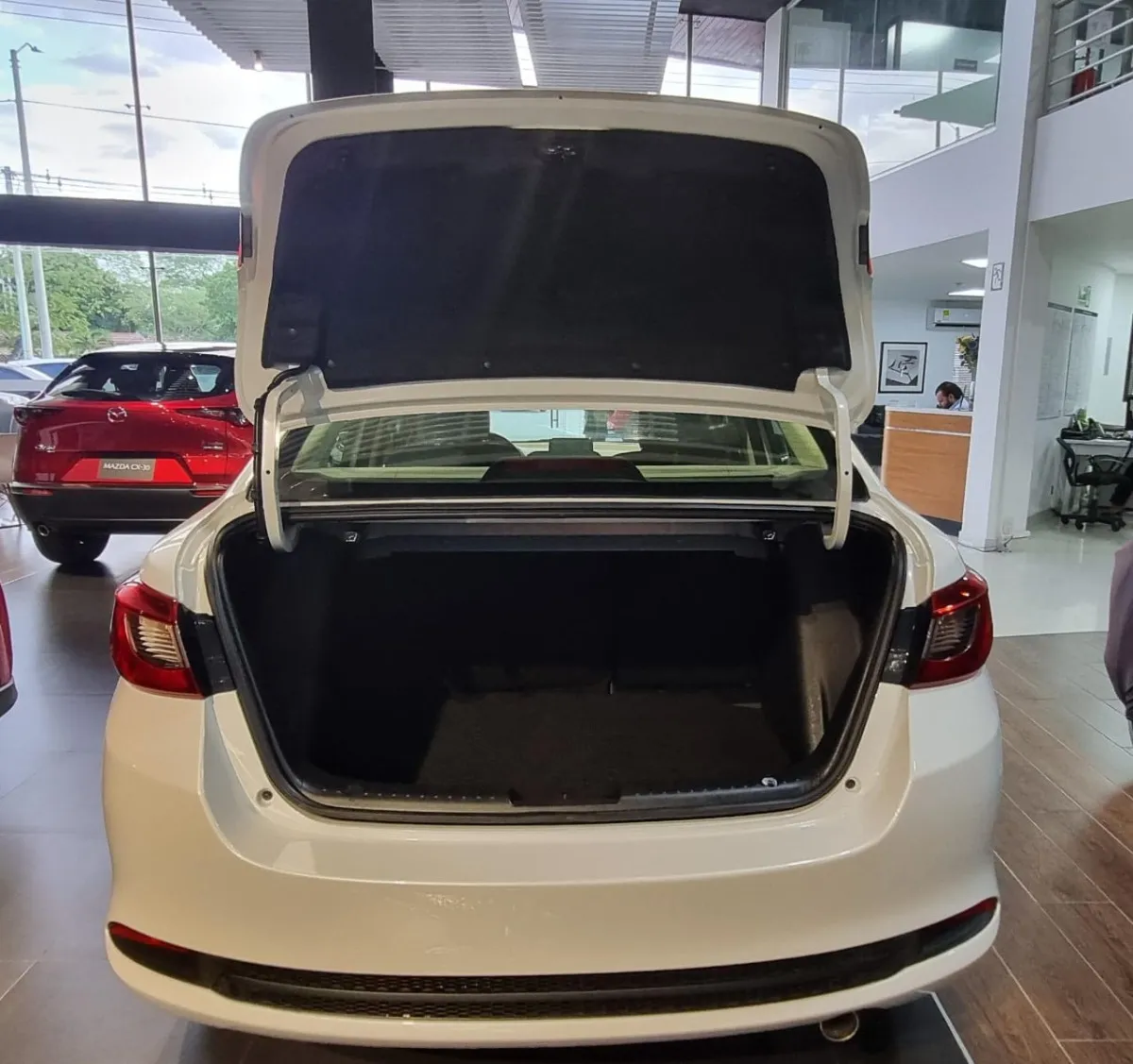 Mazda 2 Sedan Gran Touring 2026 Blanco