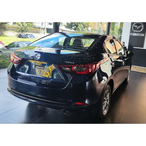 Mazda 2 2026 Azul Bogotá
