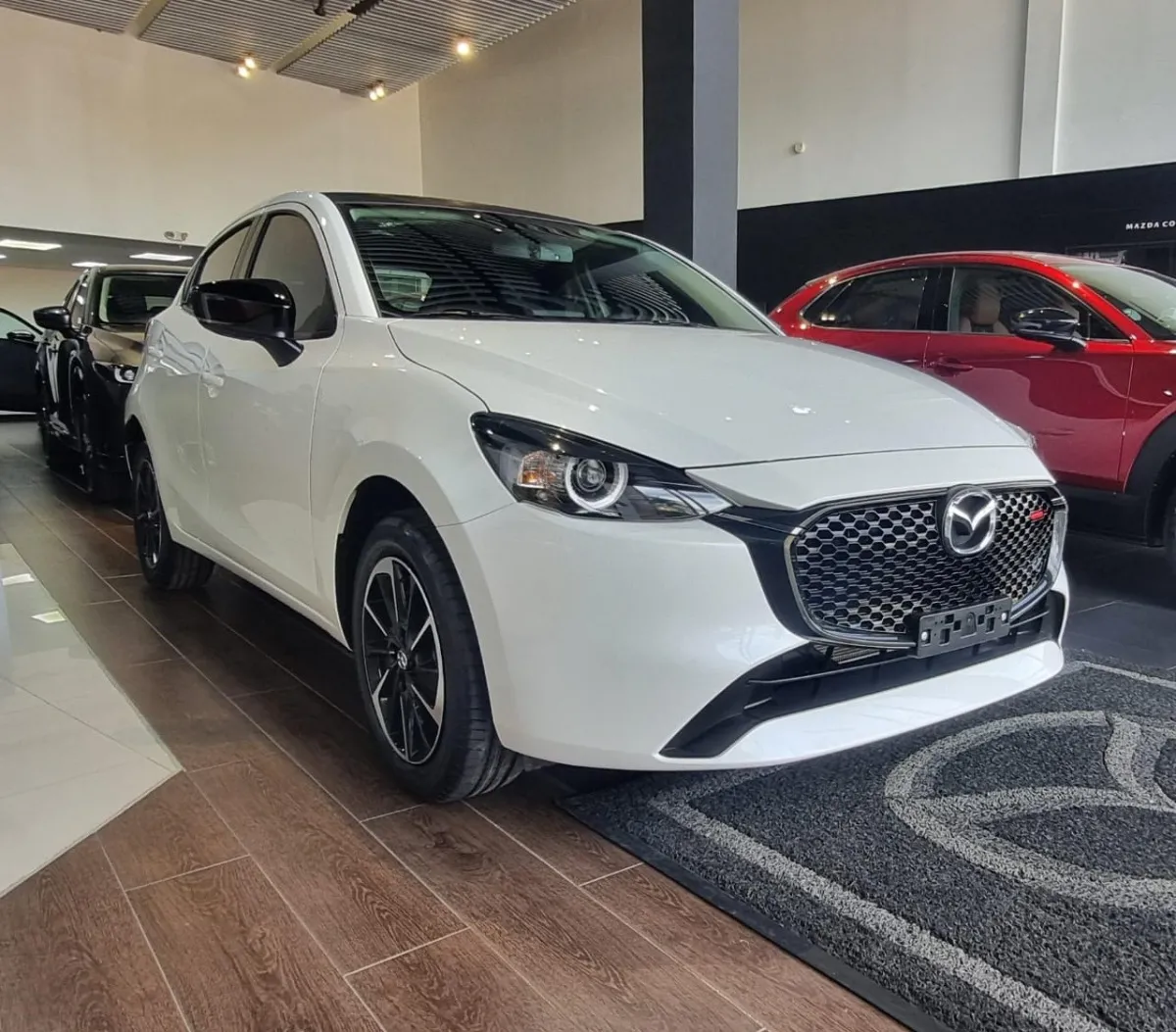 Mazda 2 2025 Blanco Neiva