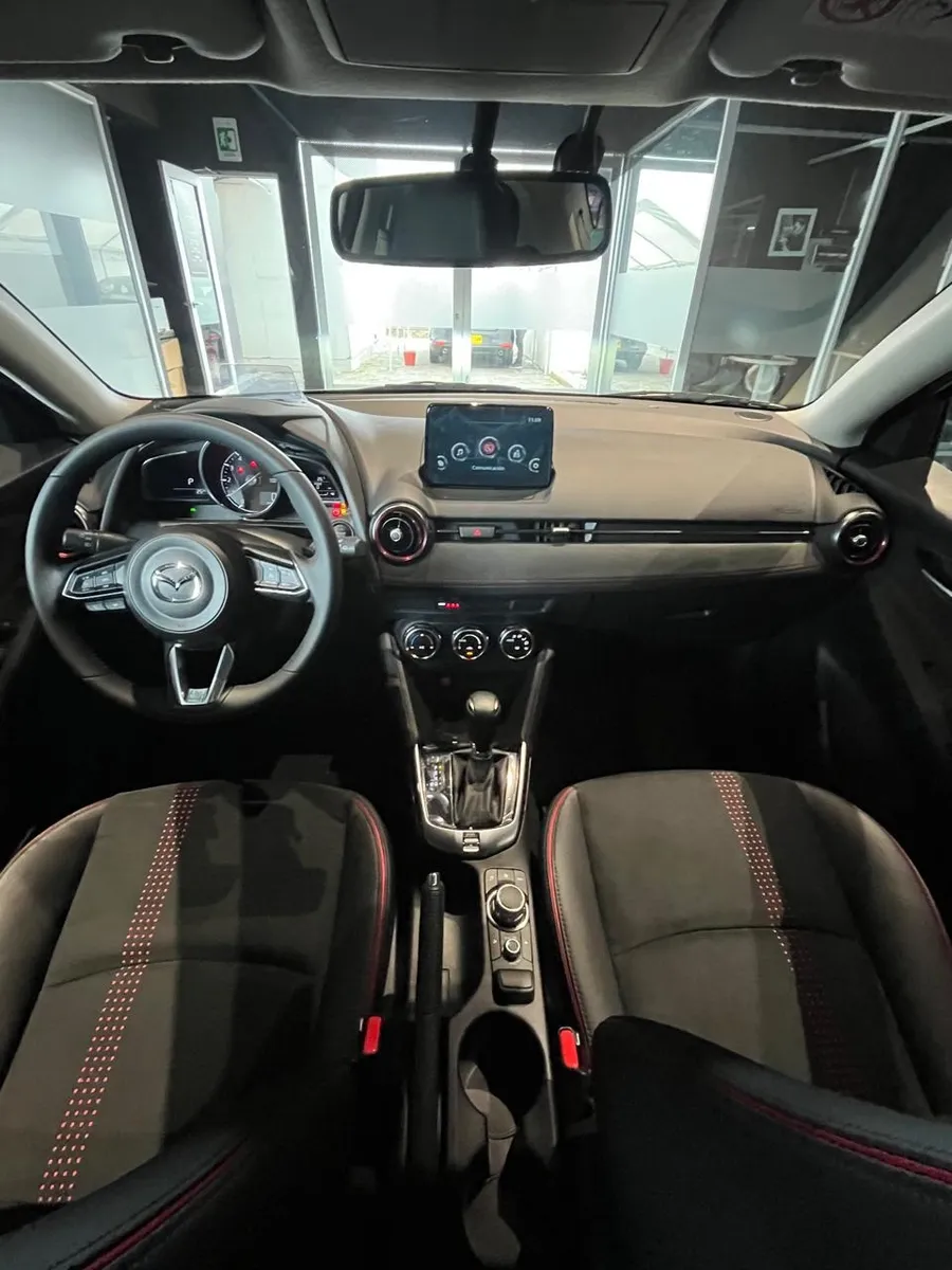 Mazda 2 2026 Blanco Villavicencio