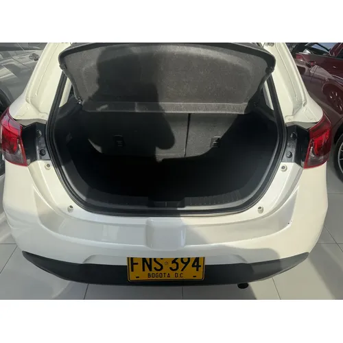 Mazda 2 2019 Blanco Bogotá