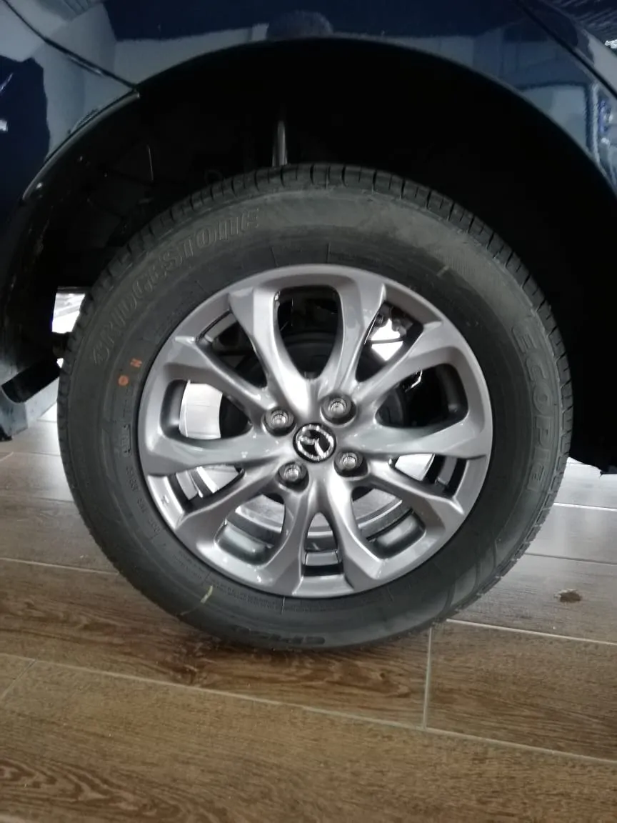Mazda 2 Touring At Sedan 2025 Azul