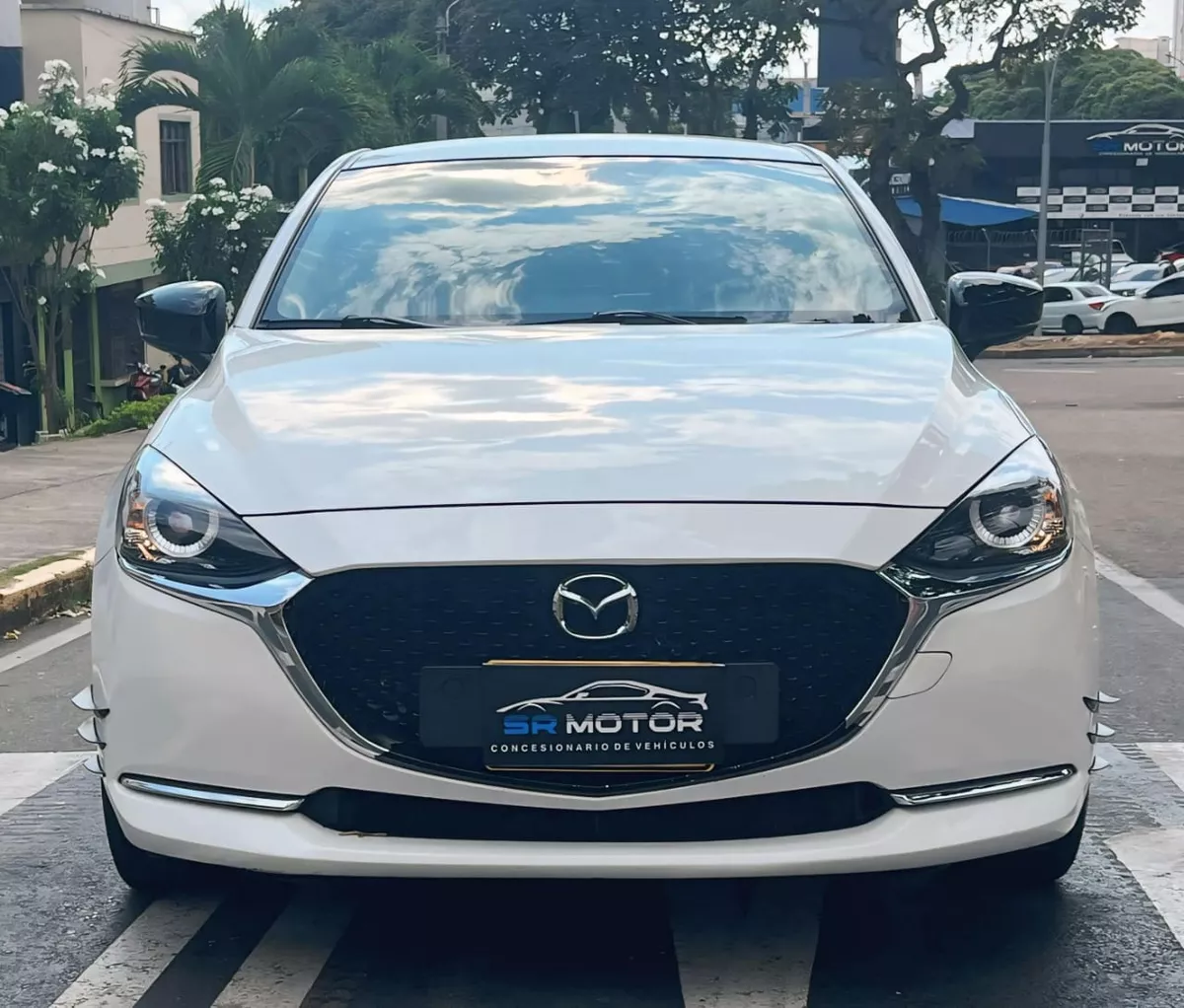 Mazda 2 Touring Carrocería Hatch Back Modelo 2024